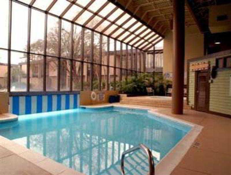 Ramada Columbia/Fort Jackson Area Exterior photo